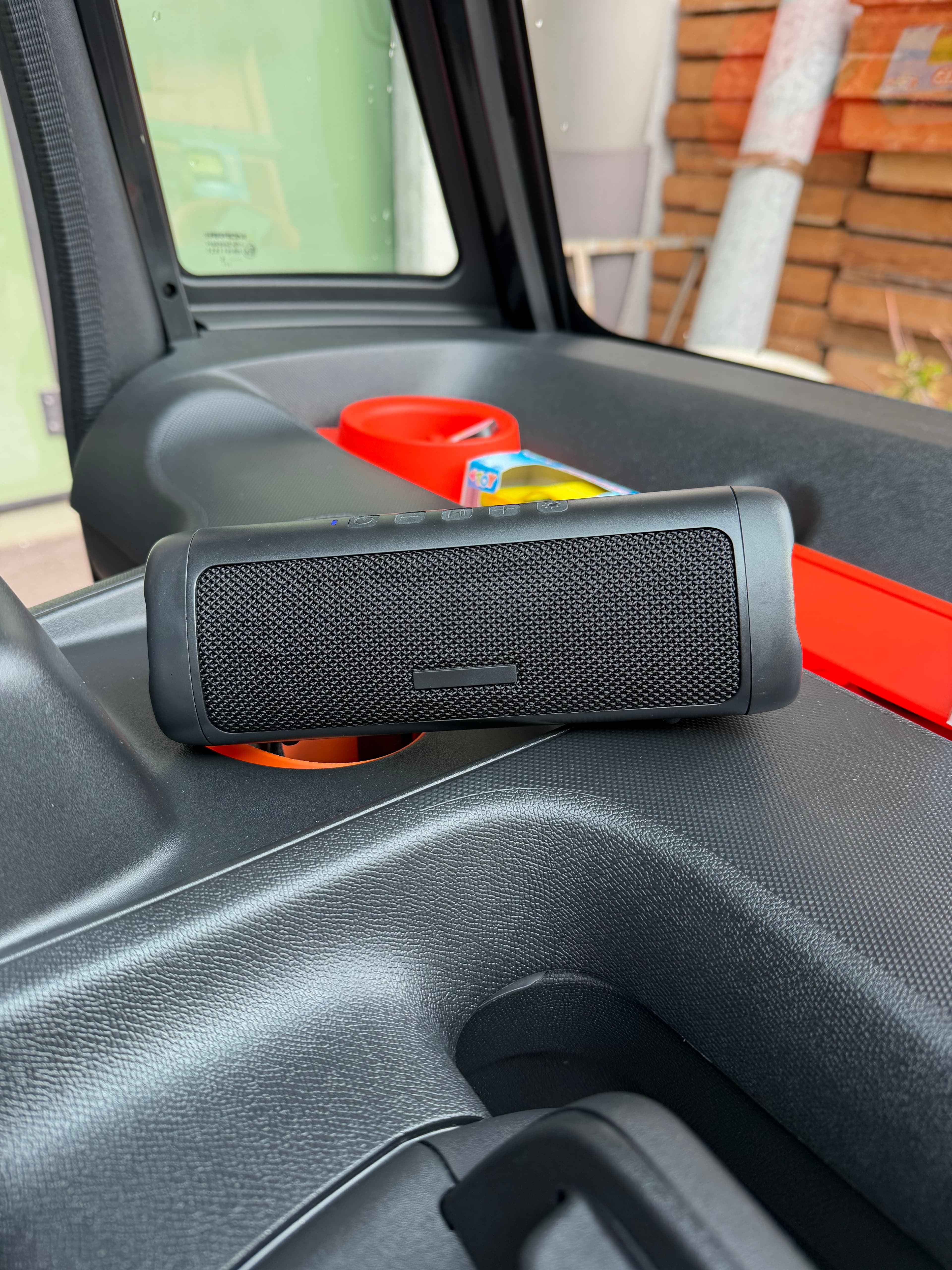 Support enceinte Bluetooth Citroën Ami - Vue 1